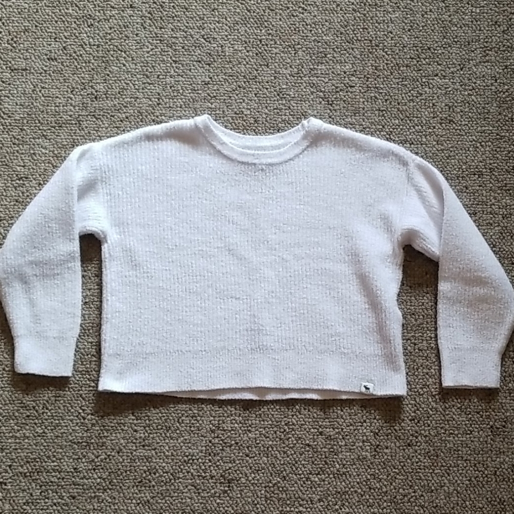 BNWOT Abercrombie Kids Crop Top Sweater